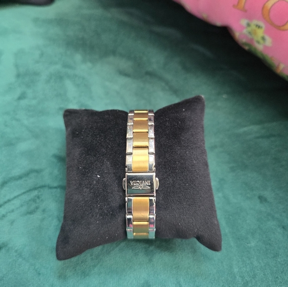 Invicta lupah ladies watch two tone with abalone face - Picture 7 of 11